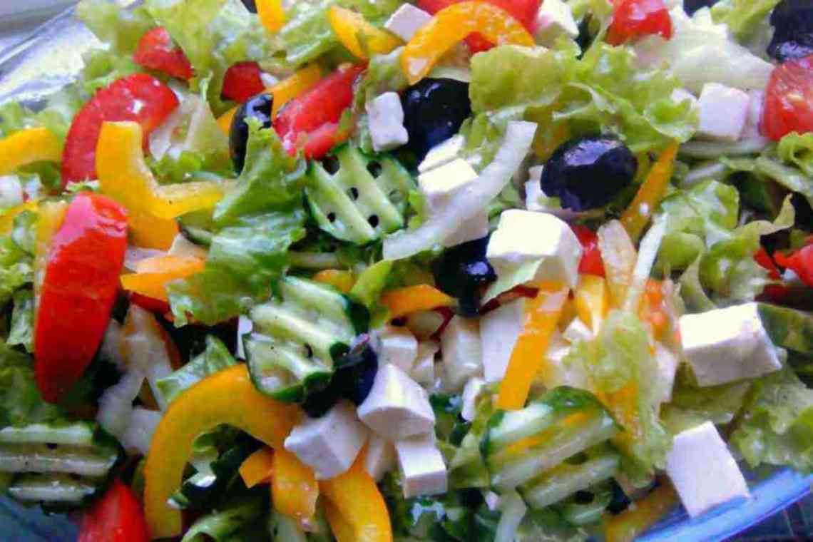 Дізнаємося як правильно приготувати віденський салат?