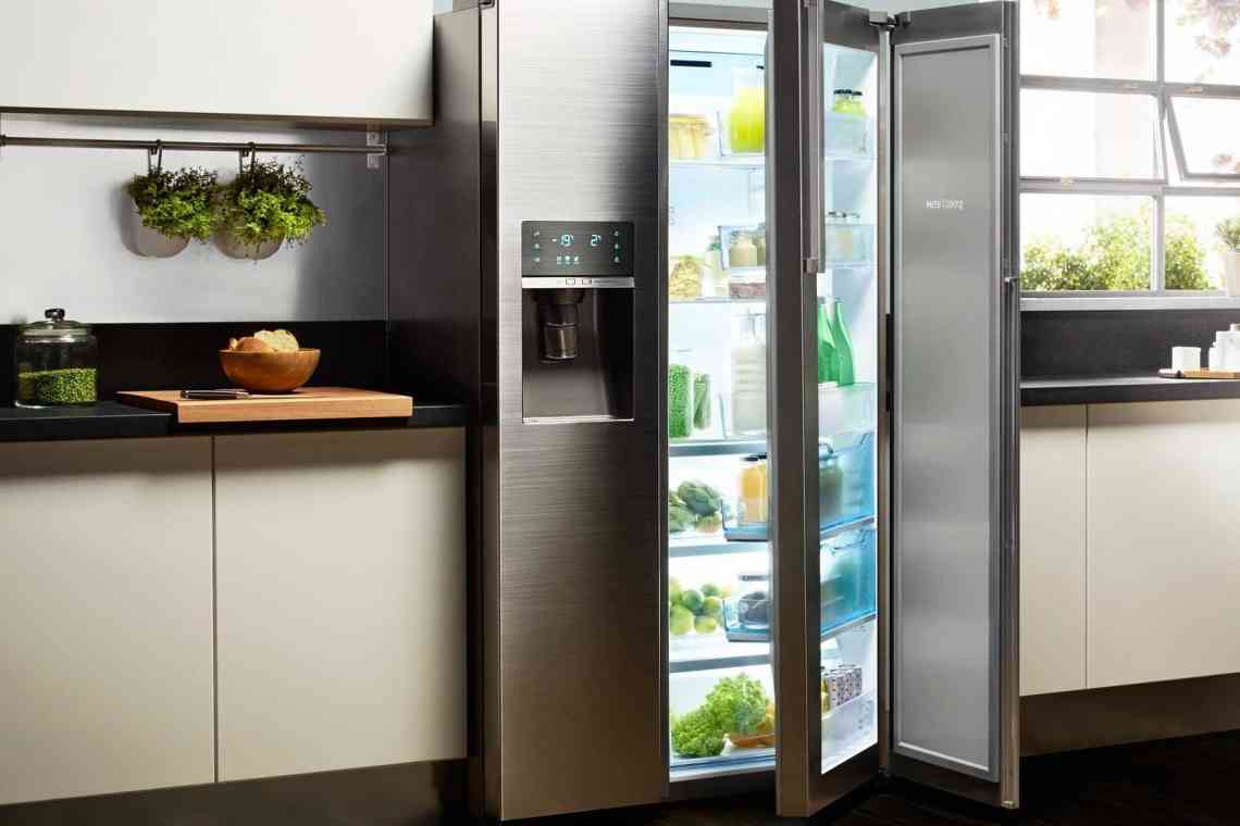 Холодильники з чорного скла