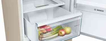 Холодильник Bosch зі скляними дверима