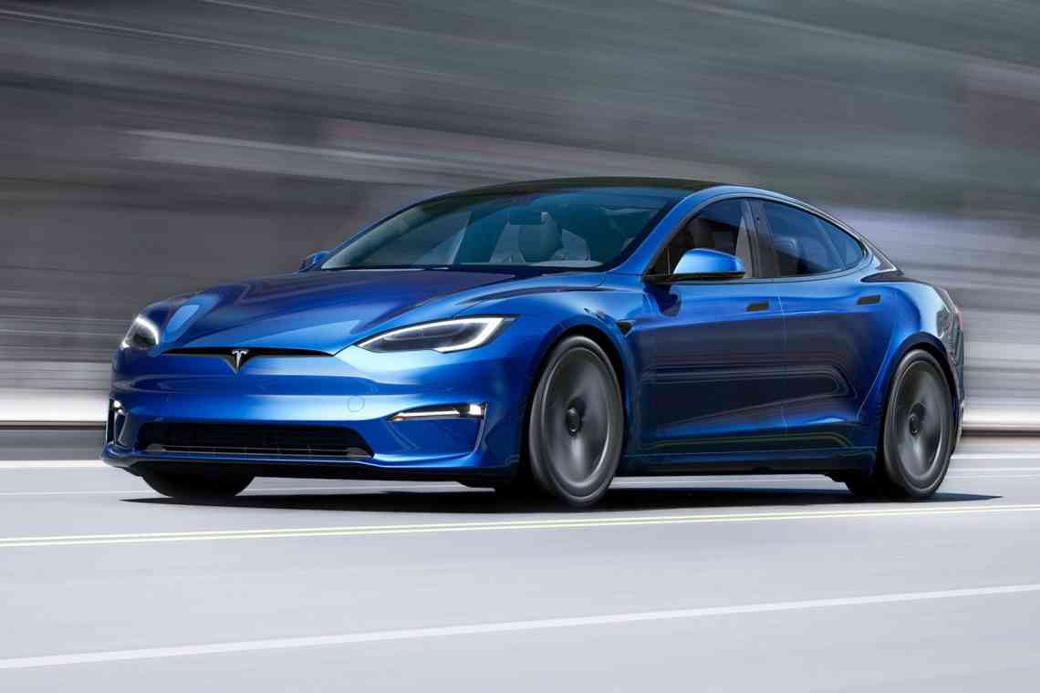 Tesla відмовилася від випуску ще більш швидкої версії Model S Plaid