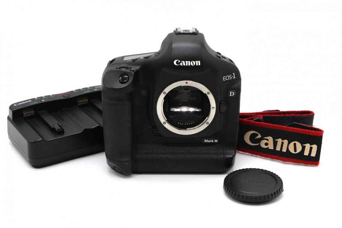 Кінець епохи: Canon припинила продажі пленкової камери EOS-1v