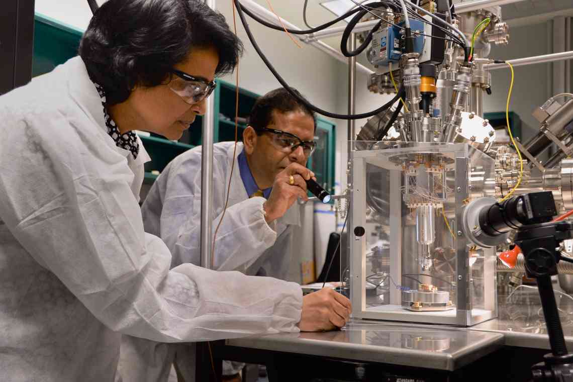 Китайські вчені повідомили про прорив у розробці чіпів на вуглецевих нанотрубках