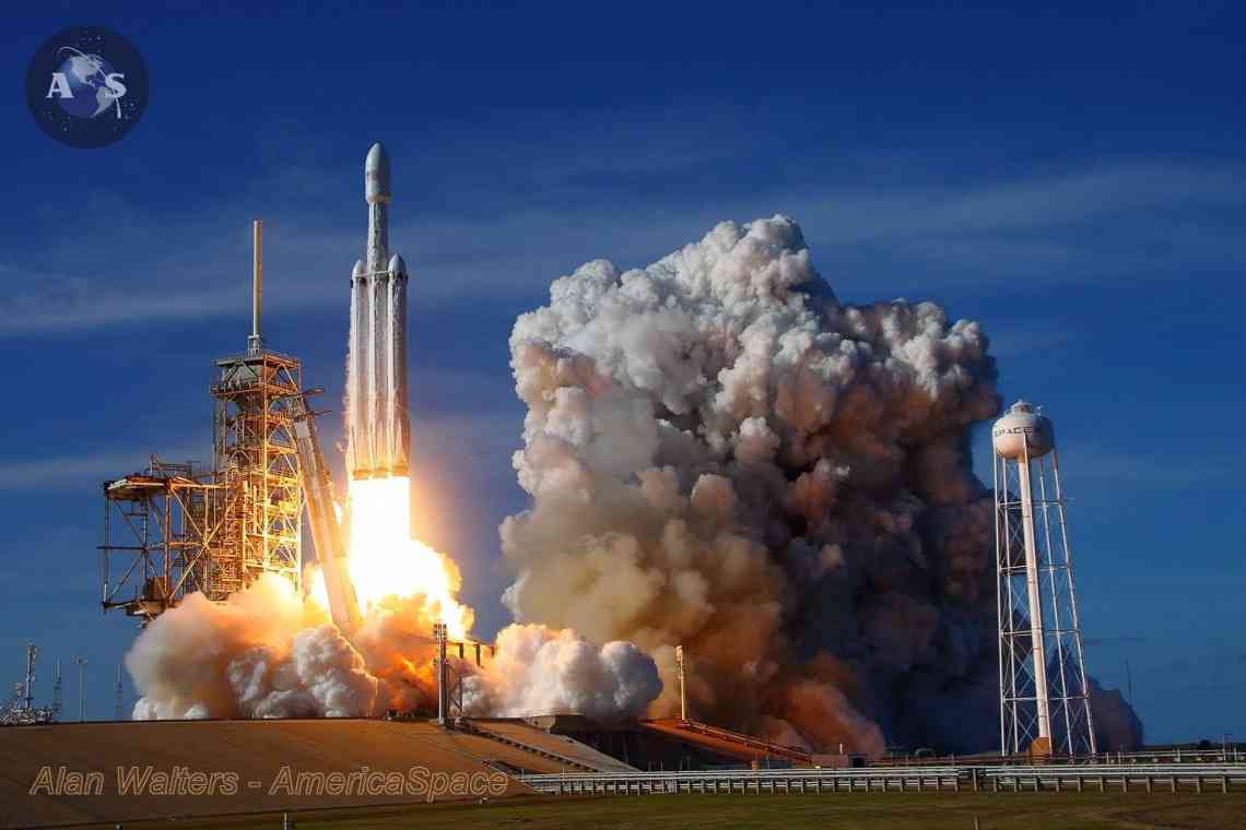 SpaceX відправила в космос чергові 60 супутників Starlink