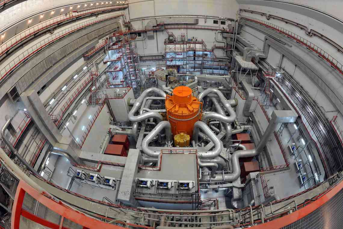 Як зібрати ядерний реактор?