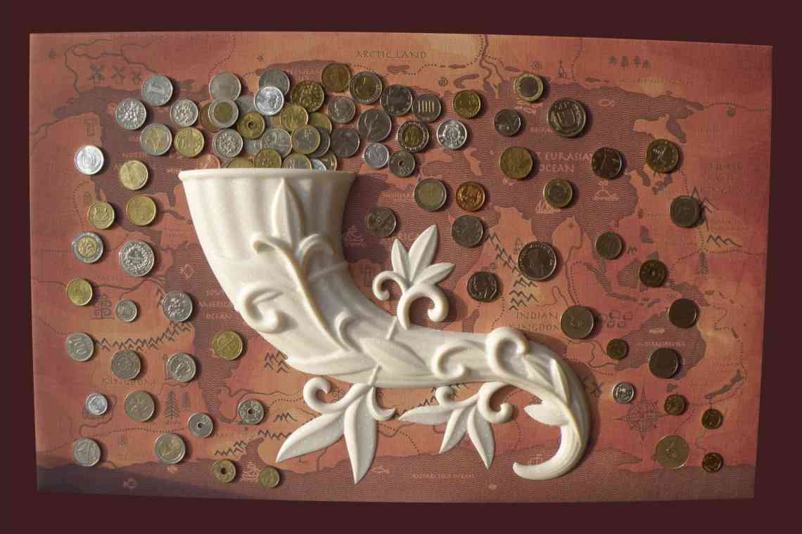 Як зробити старовинне панно з монет?