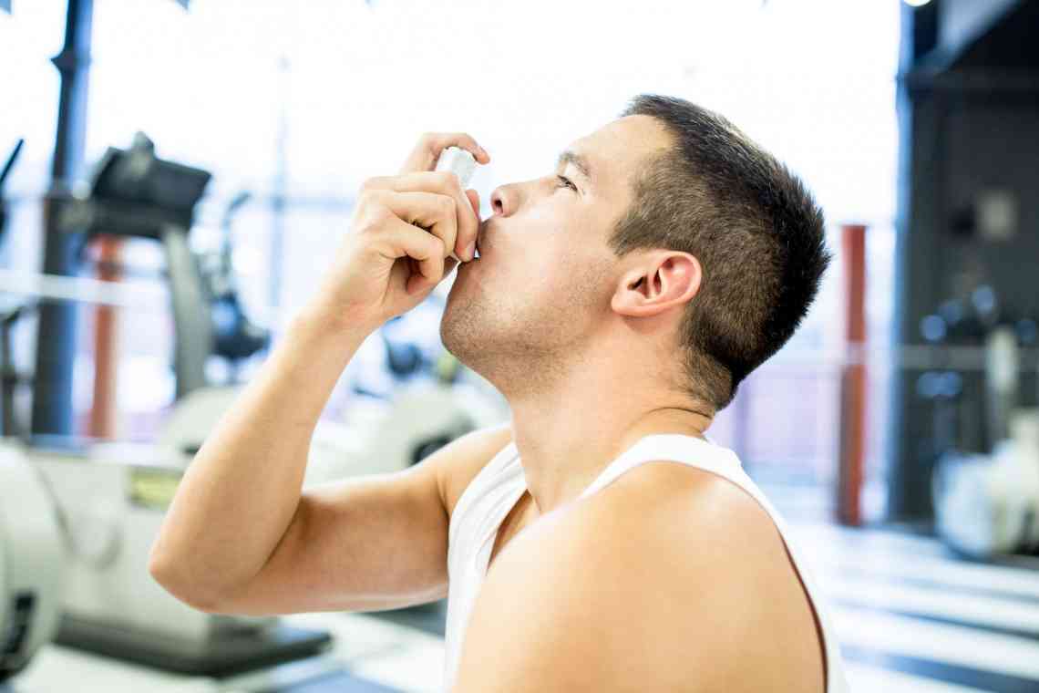 Як допомогти людині, коли почався напад бронхіальної астми