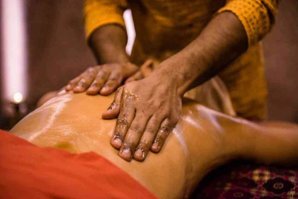 Секрети індійського масляного масажу