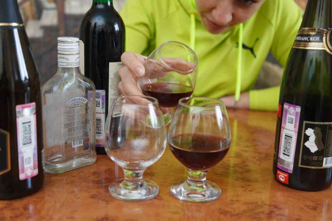 Алкоголь чим можна замінити при стресі і на вечірці? Універсальні замінники алкоголю