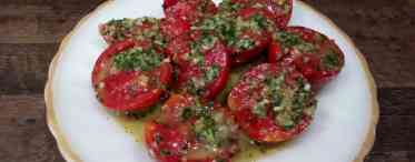 Делікатесна закуска - салат «Пальчики оближеш» з помідорів. Рецепти приготування страв