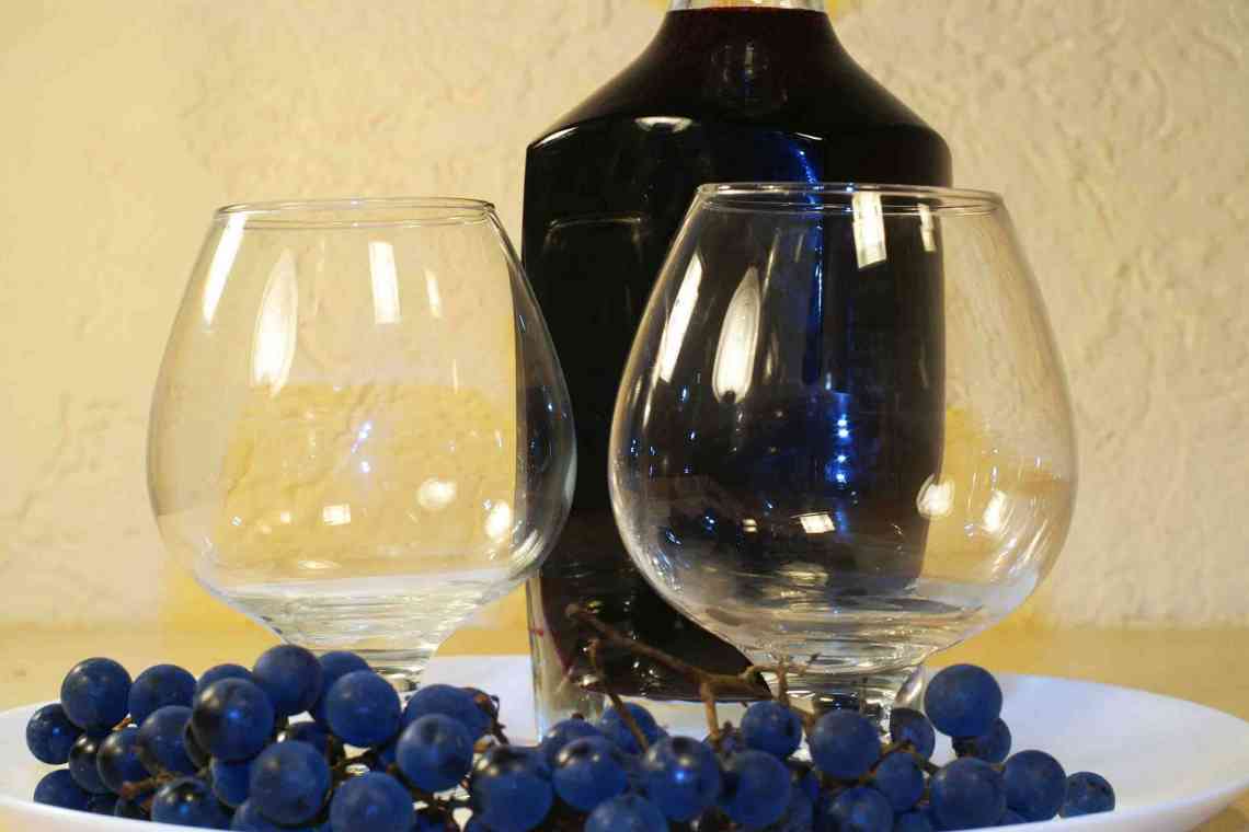 Вино з винограду Лідія: приготування в домашніх умовах