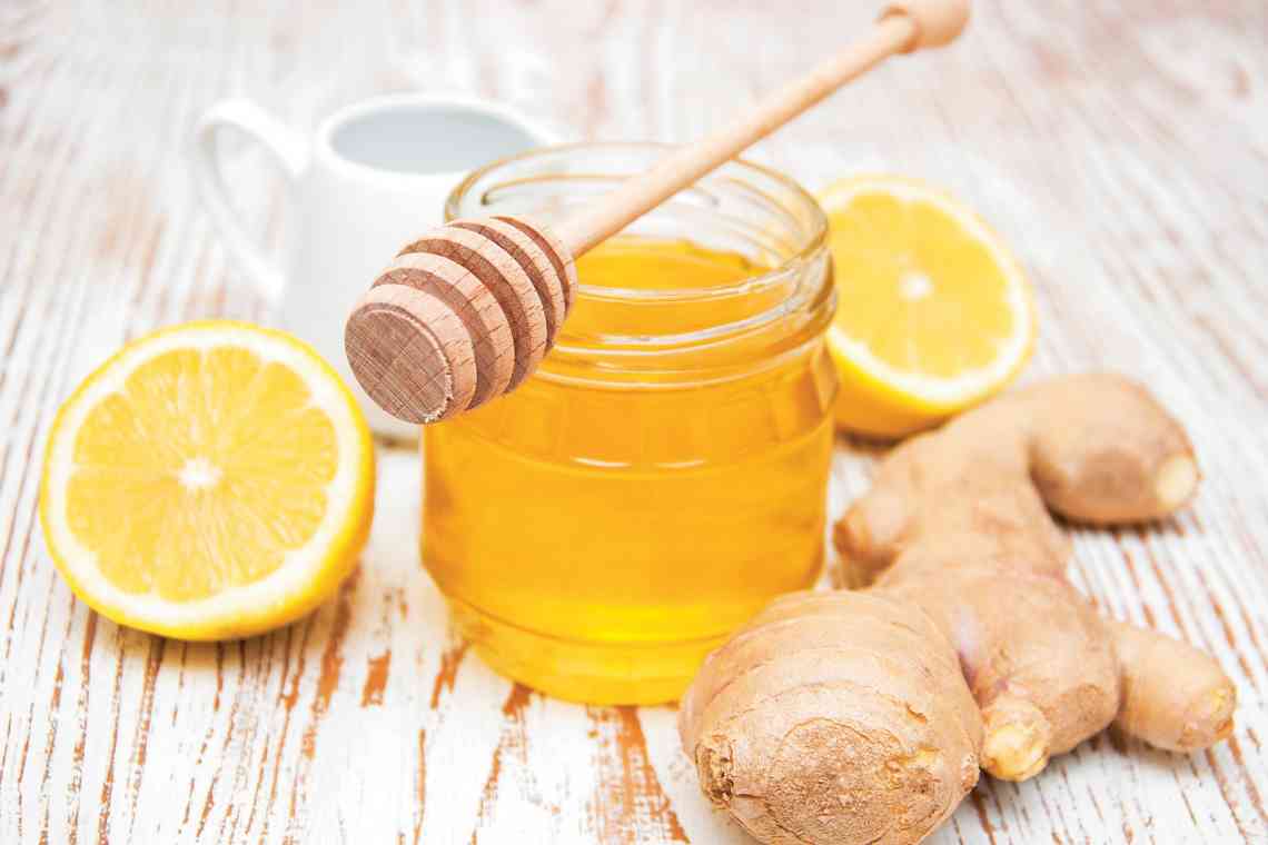 Мёд, лимон и имбирь - эффективные продукты для похудения.