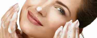 Яким має бути правильний догляд за шкірою обличчя: етапи та їх особливості