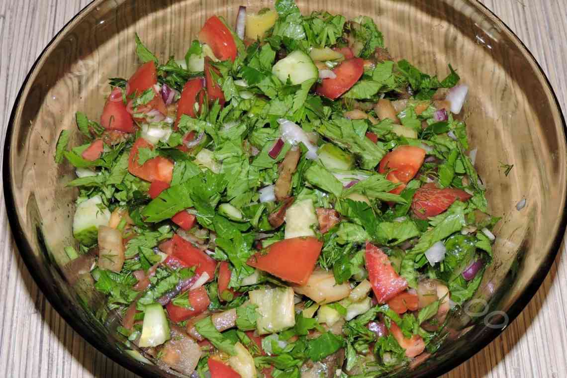 Смачні овочеві салати: рецепт приготування з фото