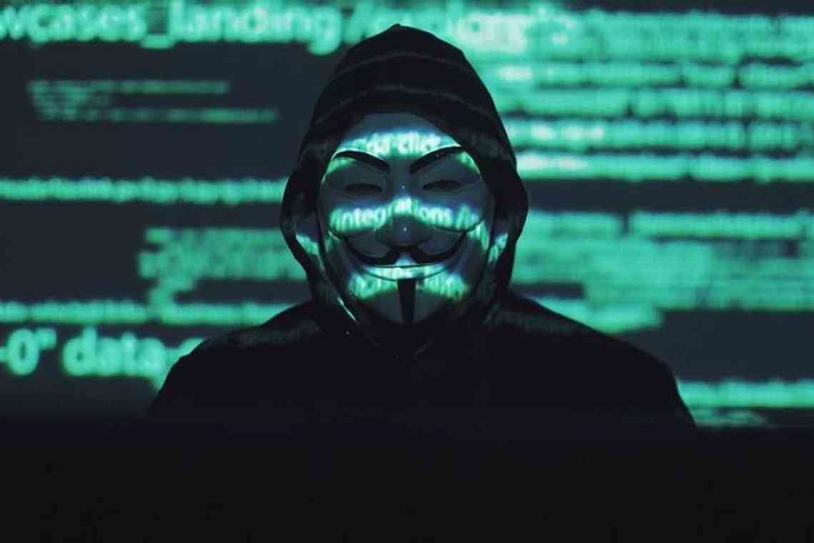 Хакери почали атаку на чиновників
