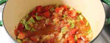 Дізнаємося як правильно приготувати смачне овочеве рагу з кабачком і баклажаном