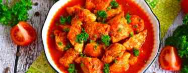 Риба в томатному соусі - смачна страва до святкового і повсякденного столу