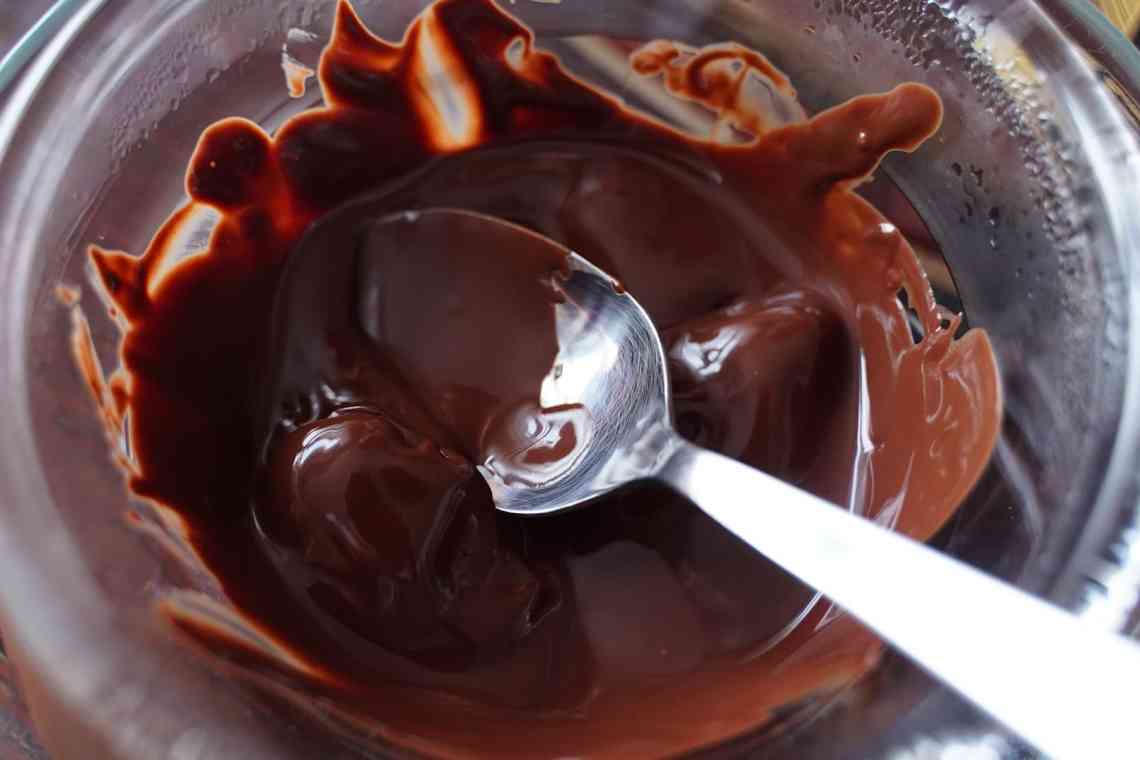 Дізнаємося як зробити шоколад в домашніх умовах