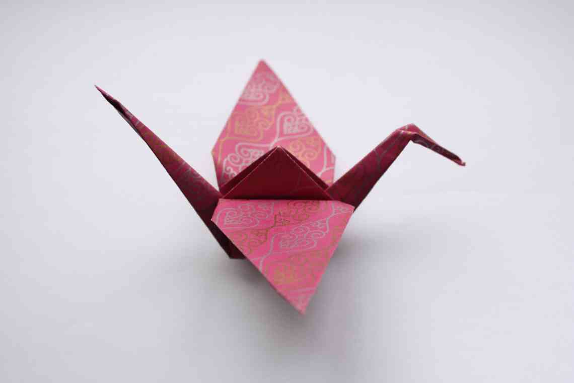 Журавлик з паперу - японське орігамі