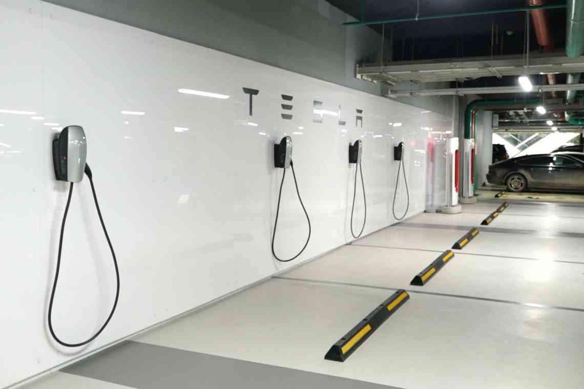 Бортові розважальні системи Tesla перейдуть на нові 5-нм чіпи виробництва Samsung