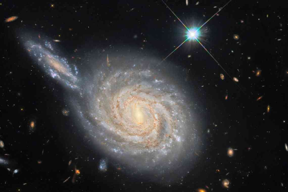 Фото дня: чудове галактичне око в сузір'ї Терезів