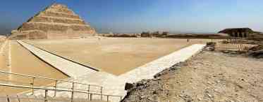 Сходинкова піраміда фараона Джосера