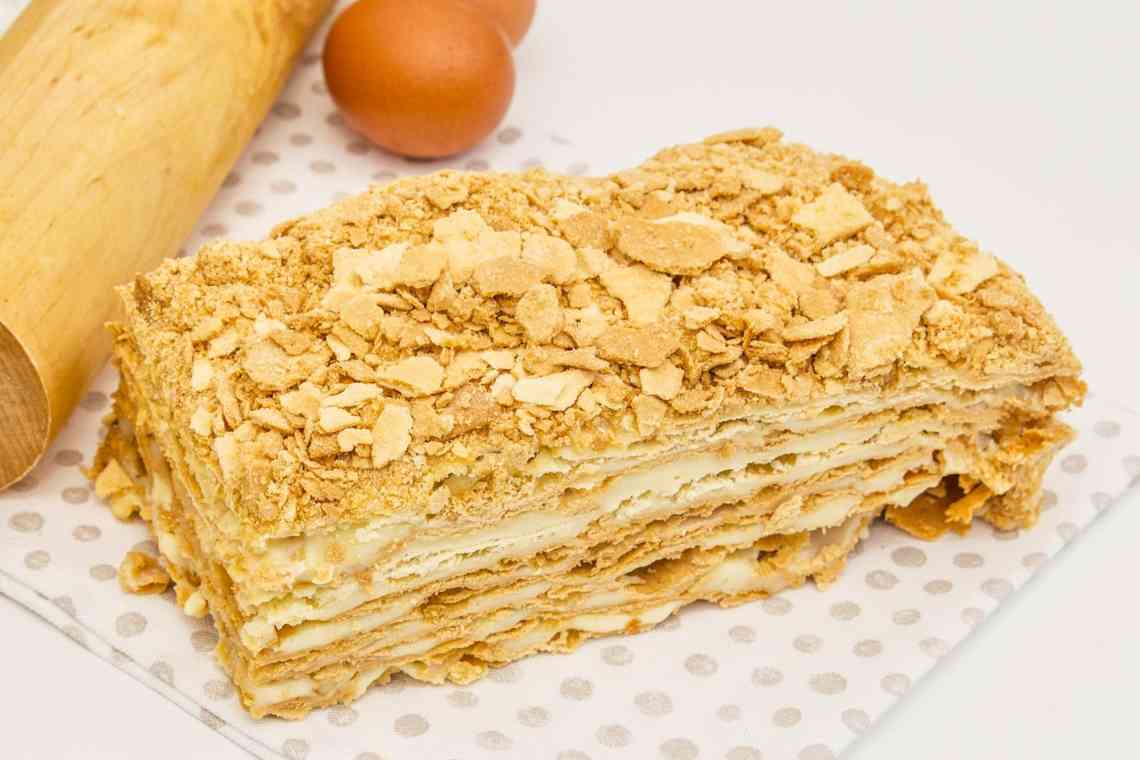 Рецепт торта Наполеон класичний із заварним кремом: правила приготування та рекомендації