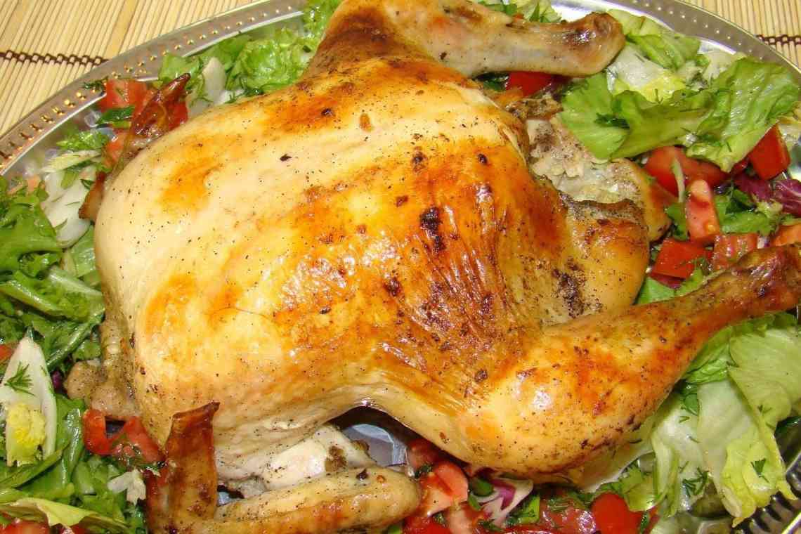 Порційні курчата корнішони: рецепт у духовці з овочами
