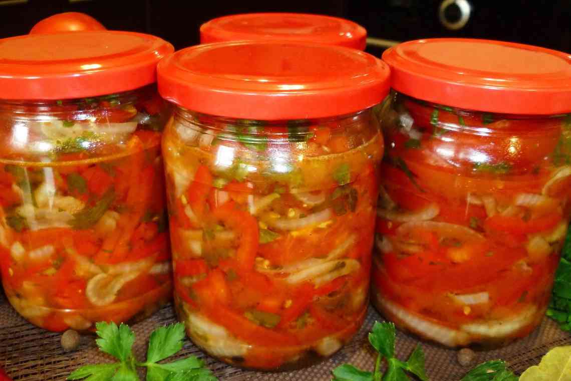 Домашні овочеві салати на зиму: рецепти