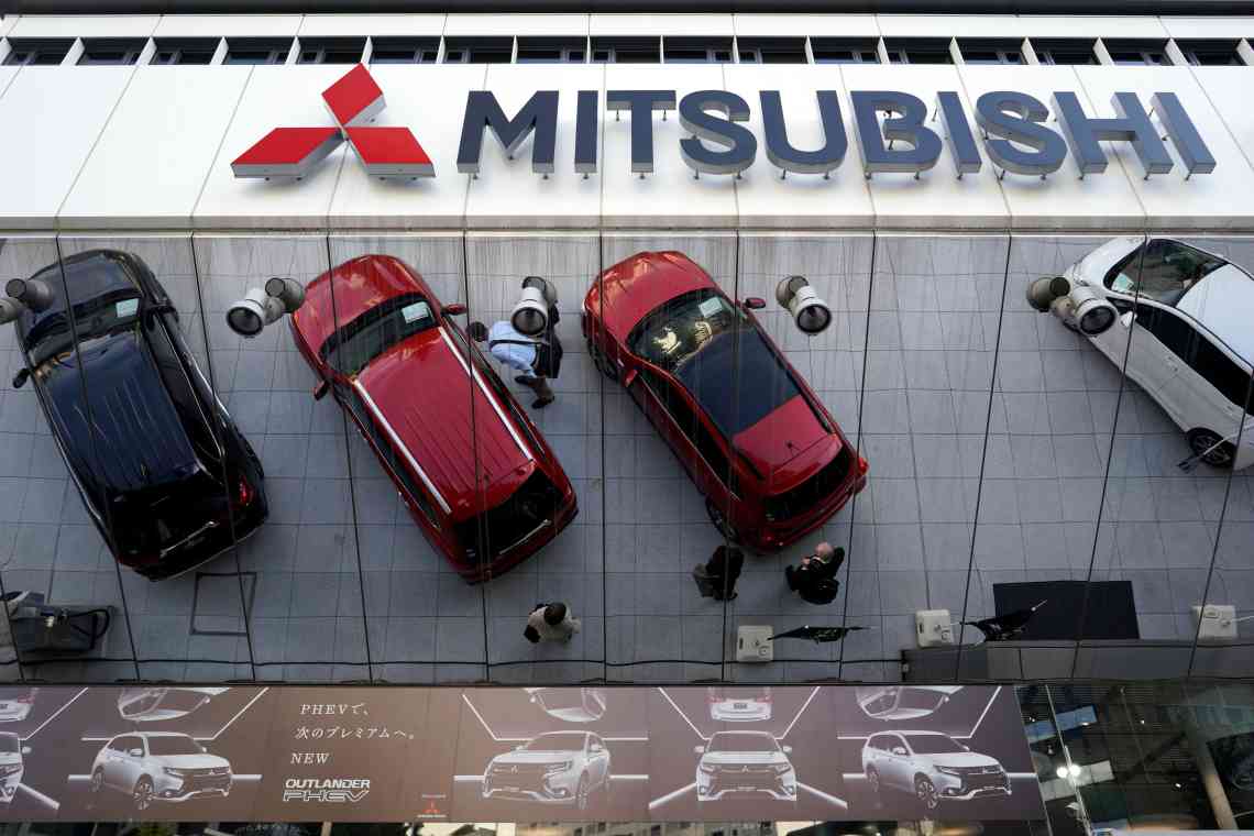 Nissan купує 34% акцій Mitsubishi за $2,2 млрд "