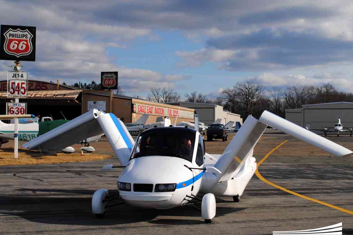 Тестовий політ літаючого автомобіля Terrafugia Transition