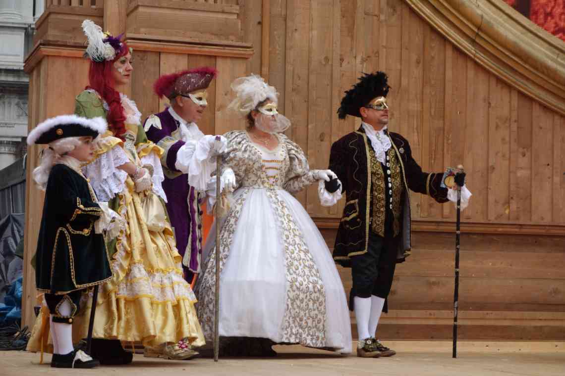 Венеціанський карнавал: історичні факти і наші дні!