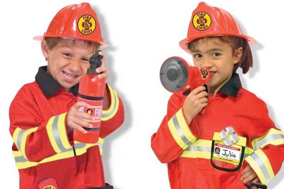 Дізнаємося як виготовити дитячий костюм пожежника?