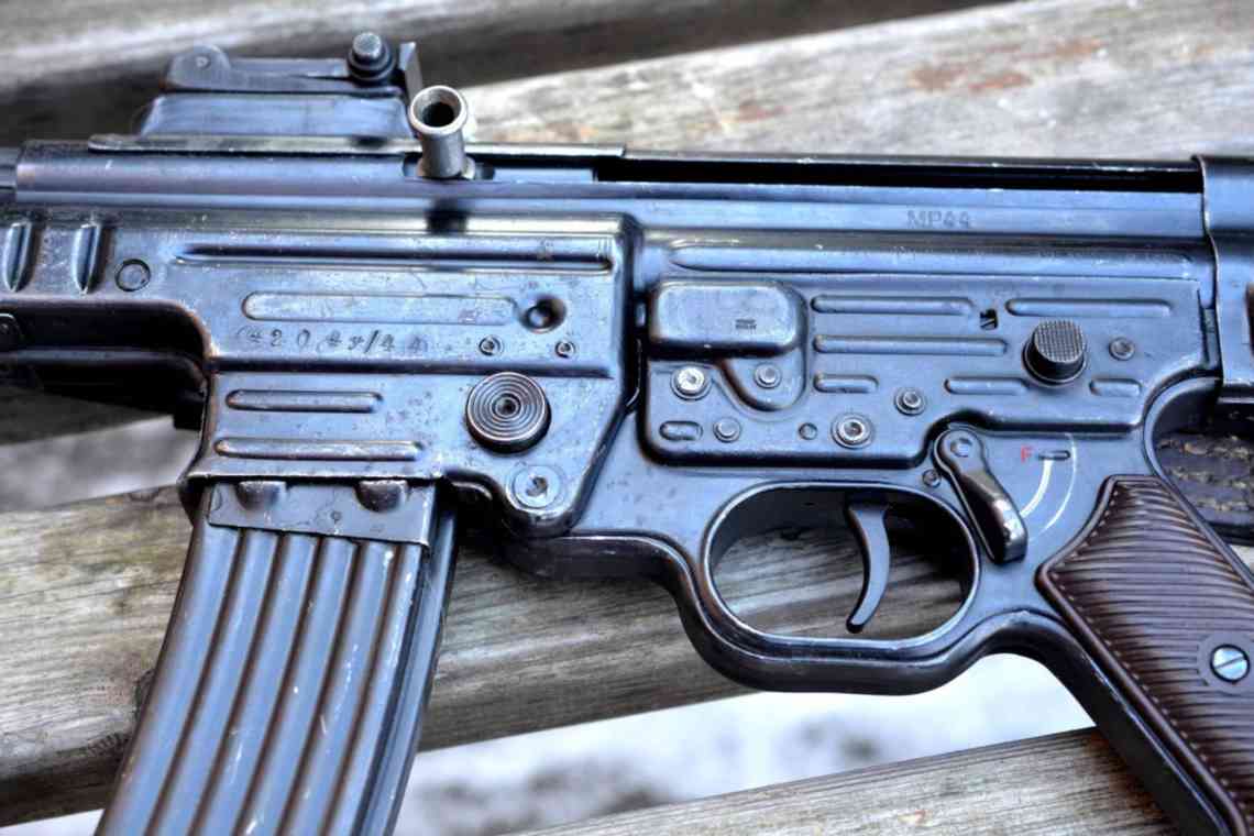 StG 44 і AK-47: порівняння, опис, характеристики