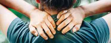8 ознак того, що болі в спині серйозніші, ніж ти думаєш