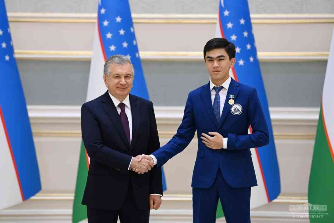 Прем'єр-міністр Республіки Узбекистан Мірзіяєв Шавкат Міромонович: коротка біографія, діяльність та цікаві факти