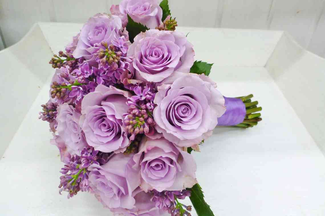 Фіолетові квіти в саду - це розкішно і гламурно