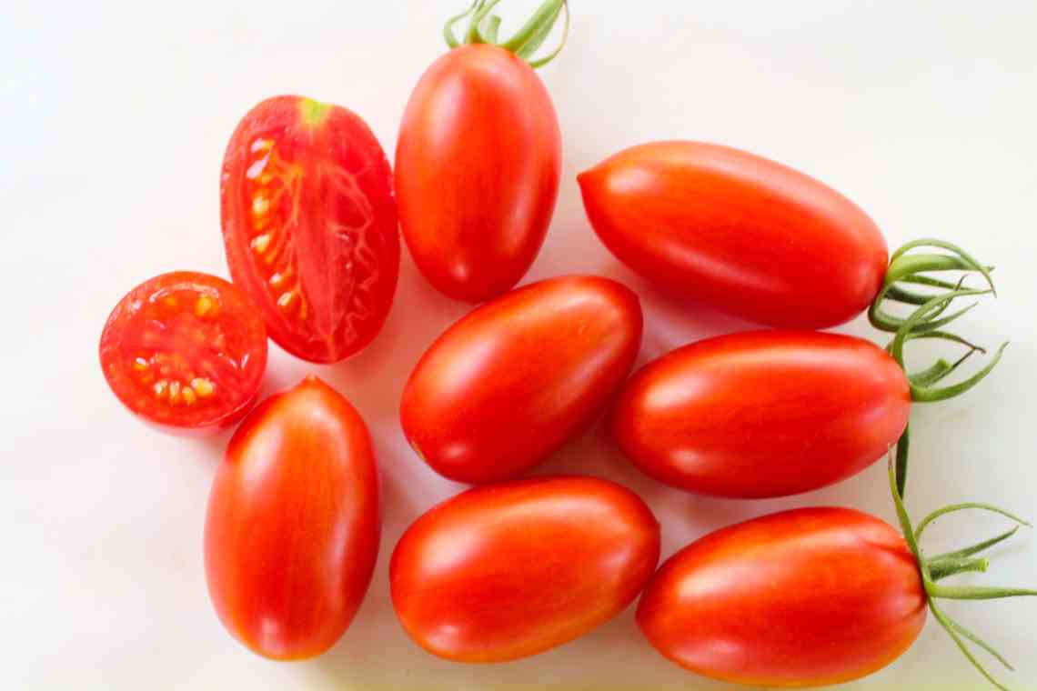 Сорти томатів Сливка