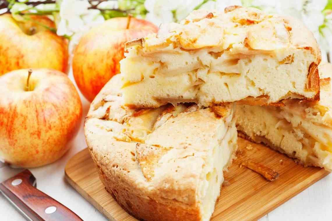 Яблучний крамбл - 7 смачних рецептів як приготувати в домашніх умовах