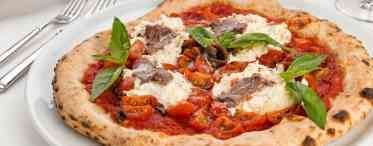 Яка історія на смак, або Пригощаємося істинно неаполітанською піцою