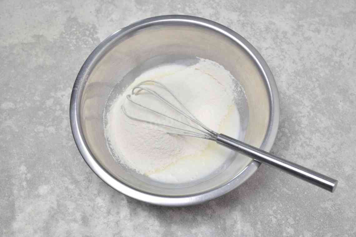 Два рецепти оладій на молоці без яєць: дріжджові і без дріжджів