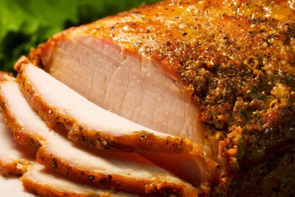 Як смачно приготувати свинячу корейку в домашніх умовах