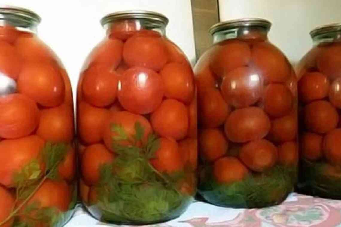 Проста засолка помідор на зиму